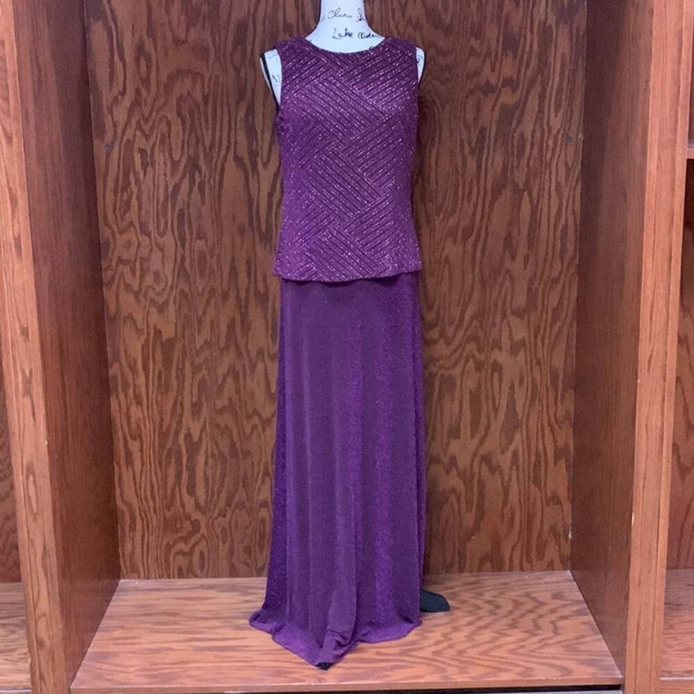 Alex Evenings Sleeveless Gown